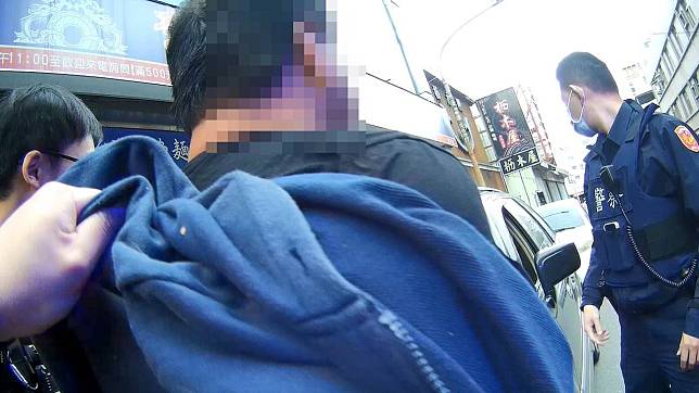 林男因案件遭法院通緝試圖逃避。圖：讀者提供