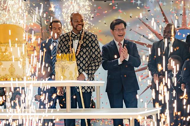 外交部長林佳龍臨危受命任總統特使，並於昨晚飛抵史瓦帝尼出席史國雙慶活動。（資料照片／外交部提供）