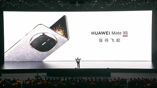 華為發布HUAWEI Mate70系列及Mate X6全新智能手機系列。