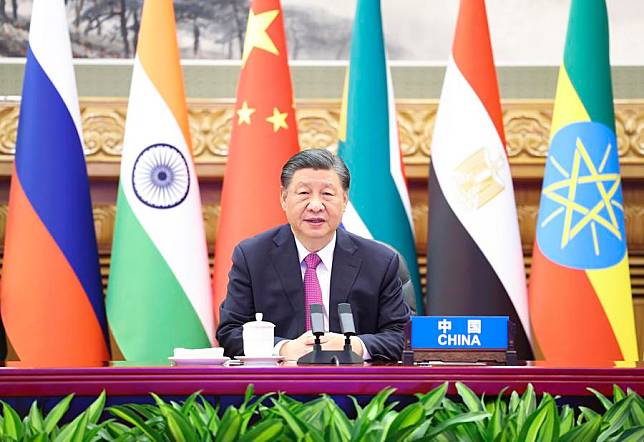 Chinese President Xi Jinping delivers a speech at the extraordinary joint meeting of BRICS leaders and leaders of invited BRICS members on the situation in the Middle East with particular reference to Gaza on Nov. 21, 2023. (Xinhua/Huang Jingwen)