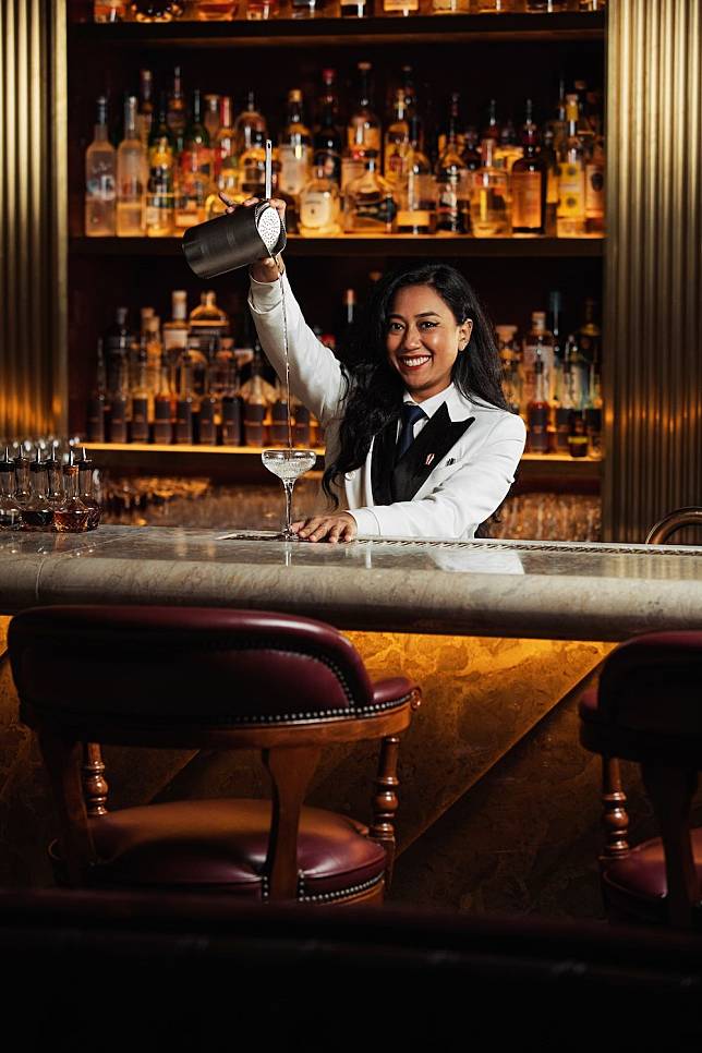 Head bartender Lidiyanah ‘Yana’ K is the spirited force behind Atlas’s iconic gin cocktails (Photo: Atlas)