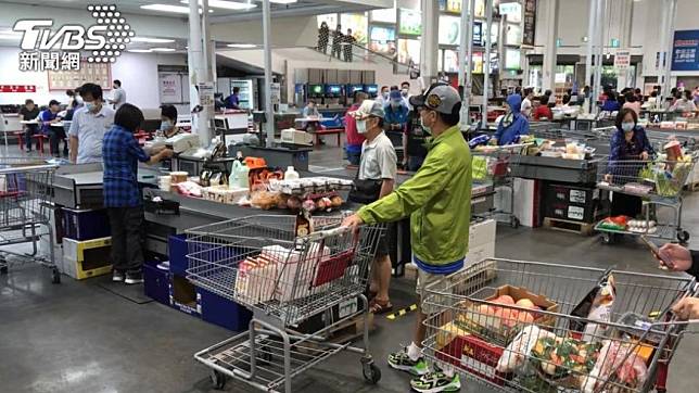 好市多超大份量商品讓民眾非常滿足。（示意圖／shutterstock達志影像）