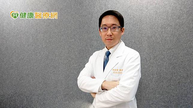 陳紹緯教授將心臟比喻為一個房間，而瓣膜的功能就像門，這個門就是瓣膜，正常狀態下心臟收縮時會將血液打入主動脈，而門勢必要開啟血液才能順利送出，而後門再自動關起來，才不會導致送出的血液倒流