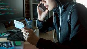 詐騙示意圖。路透社資料照片