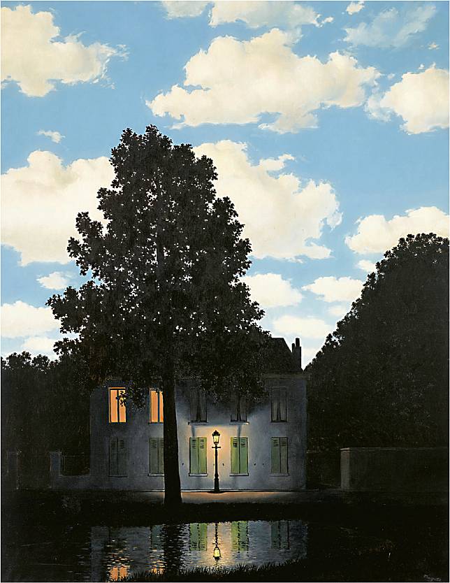 《光之帝國》&ndash;作者：René Magritte（1898-1967），創作年份：1954年，規格：油彩、畫布，146 x 114厘米，成交價：1.2116億美元（約9.45億港元），特色：以濃密細膩的筆觸捕捉柔和街燈光影，房子上層的燈光把畫面照亮，前方水窪倒映出光線，是藝術家首次把水的元素融入場景（拍賣行提供）