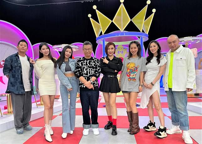 《后宮歐買尬》大力控訴假問句遭遇！（左至右）Junior、檸檬、Lala、沈玉琳、利菁、楊皓如、蔡允潔、拉維斯基谷。（圖／東森超視 提供）