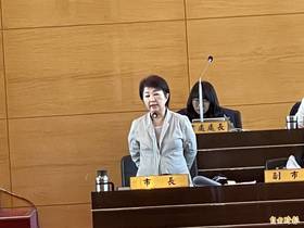 網紅「賓賓哥」校園開直播，盧秀燕怒斥白目，宣佈「永不錄用」。(記者蘇孟娟攝)