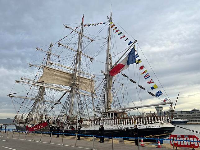 The three-masted French ship Belem set sail from Greece's Piraeus port to France on April 27, 2024. (Xinhua/Xiao Yazhuo)