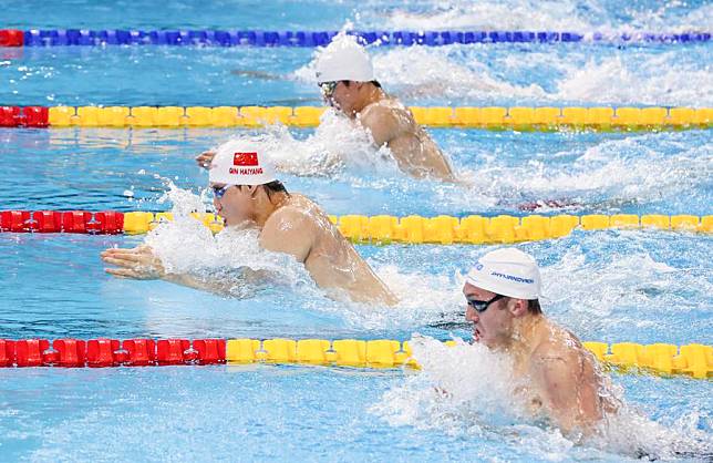 Qin Haiyang &copy; of China in action during the men's 100m breaststroke final of the World Aquatics Swimming World Cup in Shanghai on Oct. 18, 2024. (Xinhua/Fang Zhe)