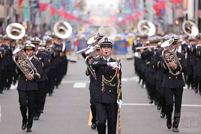 海軍官校軍樂隊，以《起錨歌》和《海軍軍歌》完美收尾。（青年日報謝承宏攝）