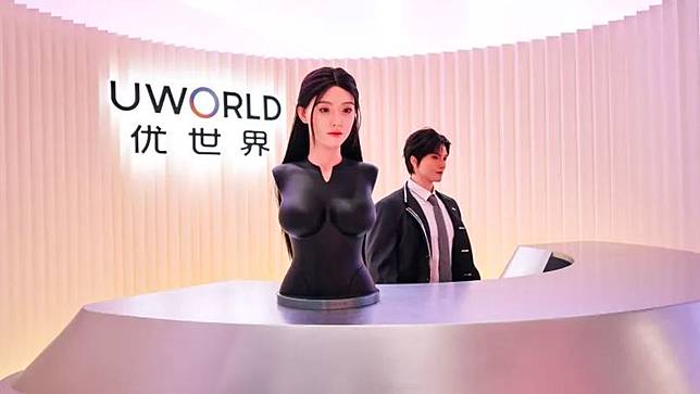 真機外型（圖）與先前官方釋出的唯美渲染圖存在不小落差。（翻攝畫面）