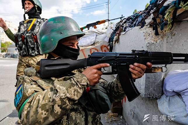 烏克蘭軍隊近日極力反擊，把俄軍防線壓回，收復不少喀爾科夫附近的地區。（Daniel S. Y. Ceng攝）