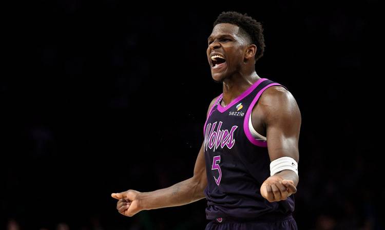 NBA》灰狼第3節嘶咬騎士 Edwards得分上萬史上第3快 | 緯來體育新聞 | LINE TODAY