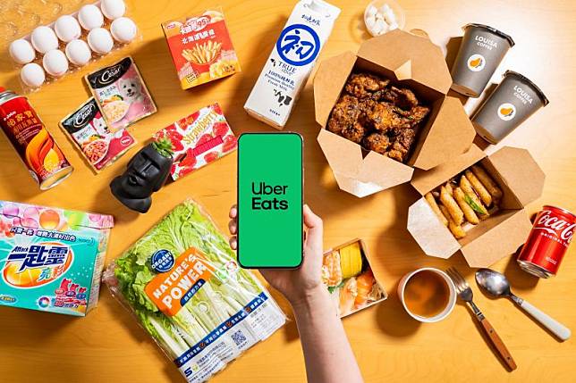 Uber Eats 在4月推出多檔優惠，美食外送輸入優惠碼滿額最高可折80元。(圖／官方提供)