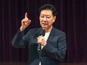 媒體人趙少康批評，賴清德寧願拿南部災情當擋箭牌，也不願意對國人說實話，一個不誠實的總統，信任度直直落，真的剛好。（圖：張柏仲攝）