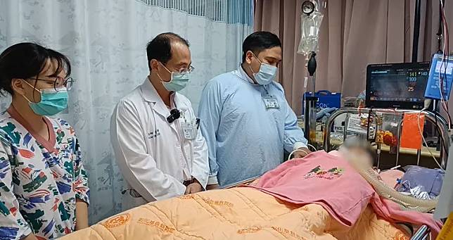 彰化伸港3姊弟慘遭撞飛，11歲大姊和9歲妹妹已經入院搶救第13天。（圖／彰基醫院提供）