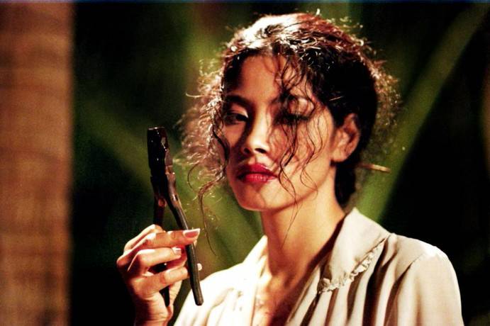 泰國影史恐怖傳奇《邪降：覺醒》回歸 兩代魔女世紀同框影迷狂讚：最強夢幻聯動 | 緯來娛樂新聞 | LINE TODAY
