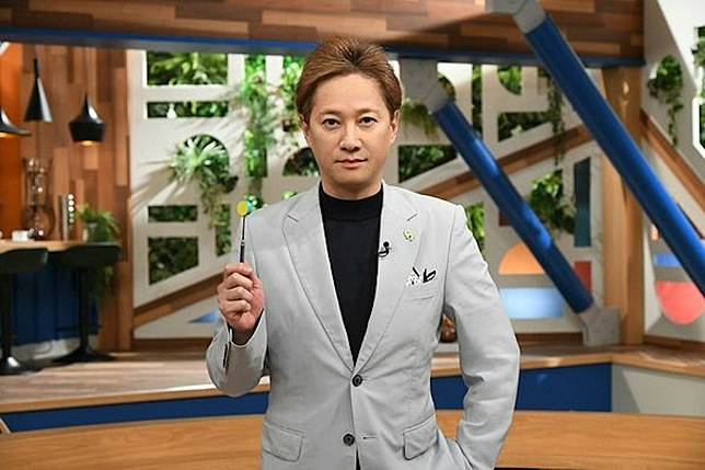 中居正廣涉性侵女主播，今日宣布退出演藝圈。