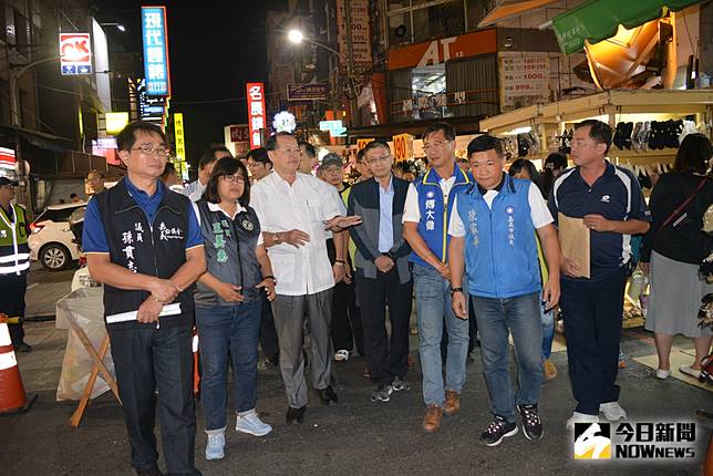 檢親清道專案  警局長與相關人員會勘文化路夜市