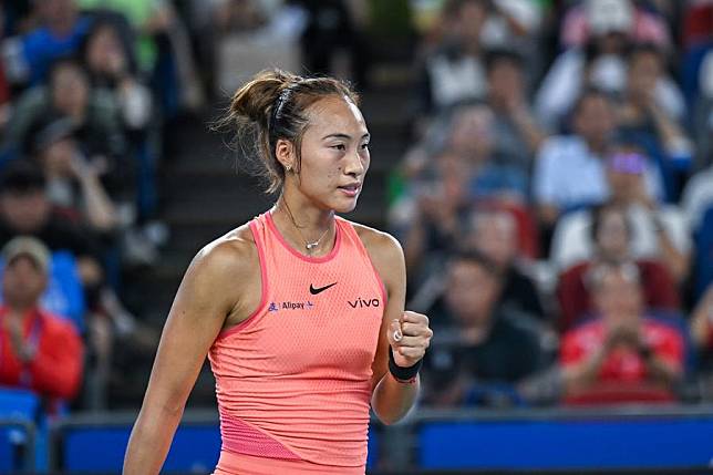 Zheng Qinwen of China celebrates during the women's singles semifinal against her compatriot Wang Xinyu at the 2024 Wuhan Open on Oct. 12, 2024. (Xinhua/Du Zixuan)