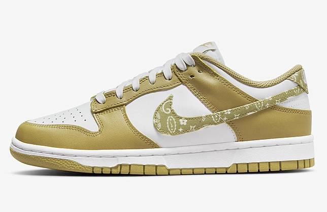 Nike Dunk Low “Barley Paisley”。圖片來源：<a href=