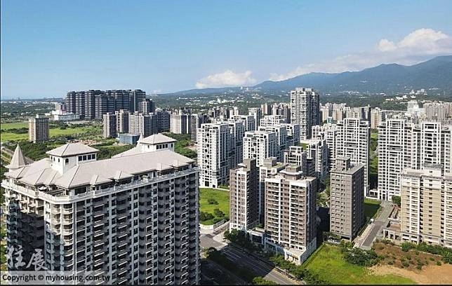 北台灣目前有4.71萬戶預售屋待售，但是否會出現賣壓目前言之過早。住展提供