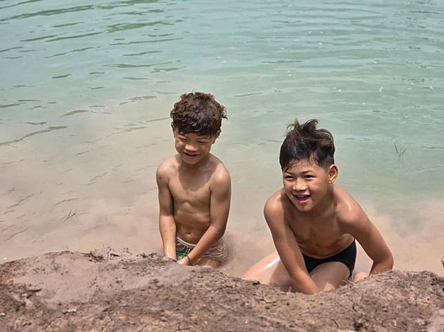 เอ็นดูทายาทดาราดัง