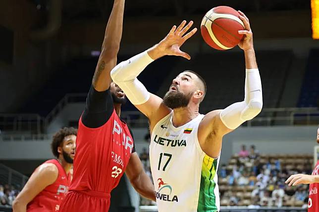 效力於NBA紐奧良鵜鶘隊的主力中鋒Jonas Valanciunas隨立陶宛男籃國家隊來台灣打FIBA世界盃熱身賽。