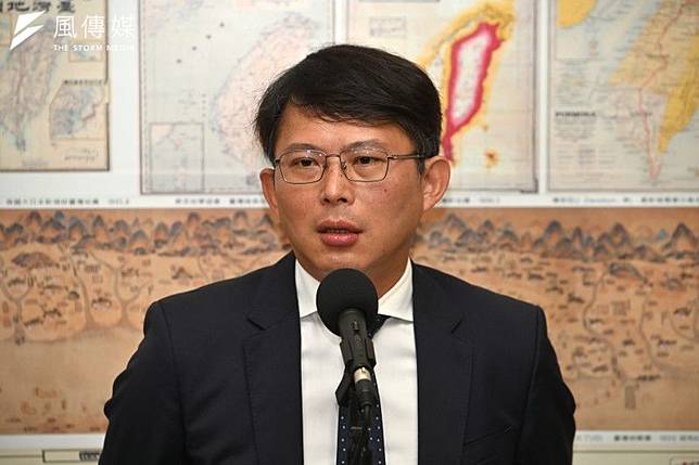 行政院長卓榮泰呼籲「群眾明天別集結」，民眾黨團總召黃國昌（見圖）說，看不懂這是總統賴清德和卓榮泰沒商量好還是在玩兩手策略。（資料照，陳昱凱攝）