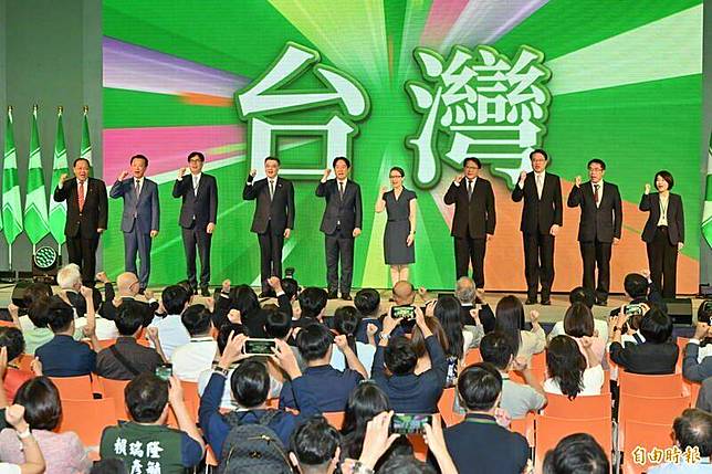 民進黨全國黨代表大會今(28日)通過「2026年直轄市議員提名特別條例」。(記者田裕華攝)