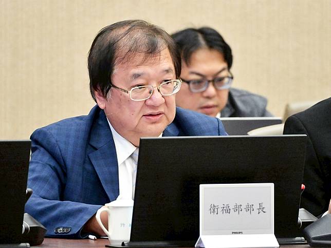 衛福部長邱泰源為新冠缺藥、缺快篩首度道歉。（圖：行政院提供）