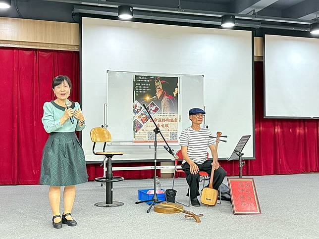 醫學教育除了專業技術更有人文關懷，中山醫大「牽亡歌」講座，用民俗談生死、說人文。（圖：中山醫大提供）