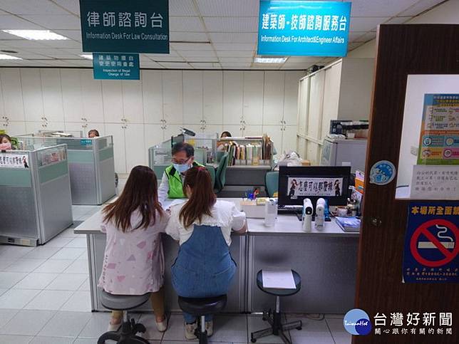 ▲高市府貼心，提供免費諮詢服務解決市民家中漏水、修繕問題。（圖／記者 許高祥 翻攝）