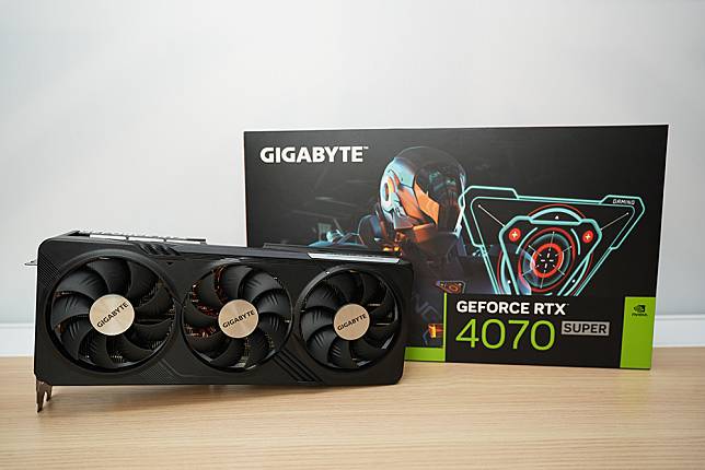 技嘉 GeForce RTX 4070 SUPER GAMING OC 12G 開箱評測：2024年玩遊戲升級顯卡首選