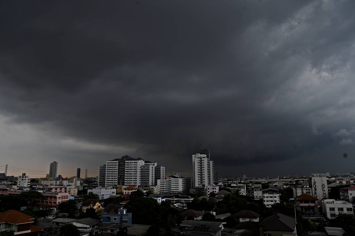 สภาพอากาศวันนี้ (2 มิ.ย.) ภาคเหนือ-กลาง ฝนตกหนัก โซนกรุงเทพฯ มีฝน 60% |  ประชาชาติธุรกิจ | LINE TODAY
