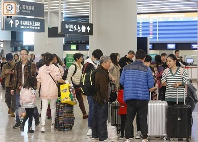 港府即日起禁止所有湖北省居民，及過去14日到過湖北省人士入境。