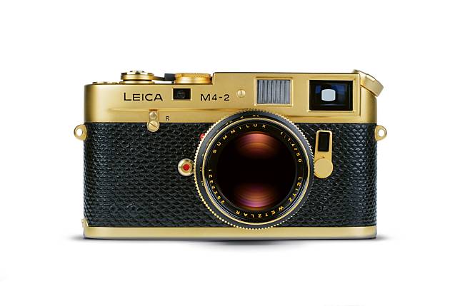 Leica M – The Book. 致敬徠卡M值傳奇徠卡M系統問世70週年之際，徠卡相機股份公司於2024年11月5日發行了特別紀念書籍，以此致敬這一標誌性的相機系統