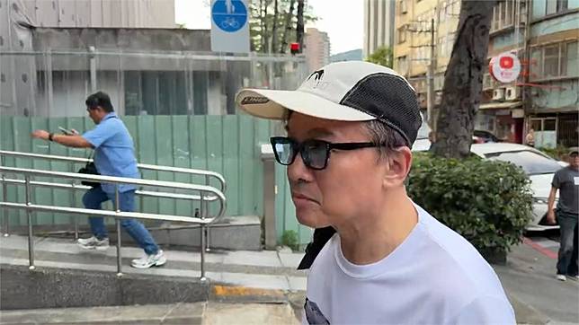快新聞／孫安佐百萬交保！步出地院畫面曝光　喊「沒傷害任何人」