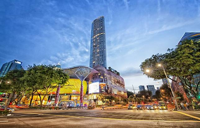 1024px-1_ion_orchard_road_singapore_2012