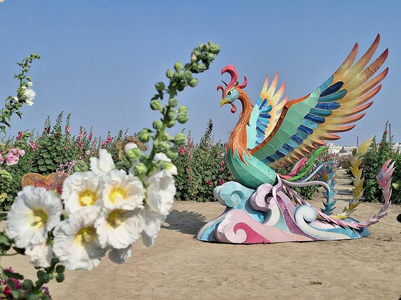 2026學甲蜀葵花文化節開箱！五彩花毯＋西瓜馬車必拍！ | 台灣旅行趣