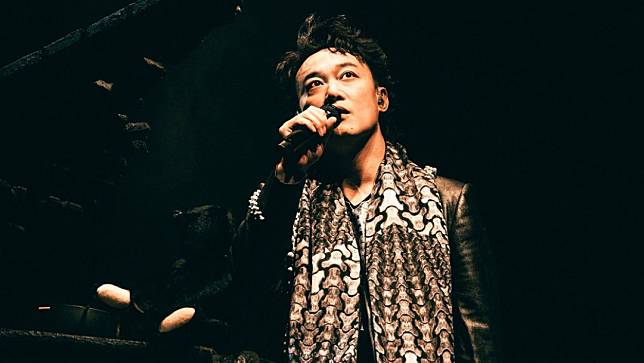 香港歌手陳奕迅今年12月至明年1月將在中國廣州舉行「Fear and Dreams巡迴演唱會」。翻攝臉書