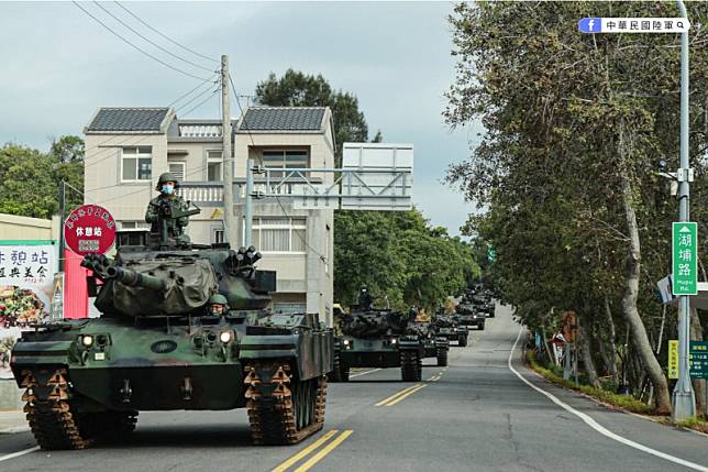 陸軍司令部臉書15日公布M41D執行演訓情形。（取自中華民國陸軍臉書）