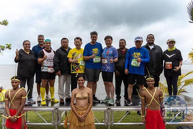 立委趙天麟等人前往友邦帛琉參加該國首屆馬拉松完賽。（讀者提供）