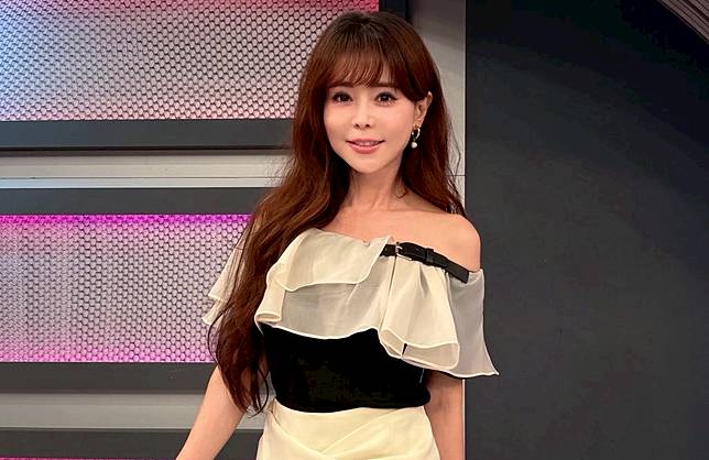 李冠儀主持8年突宣布畢業，未來動向曝光。（圖／臉書 李冠儀）