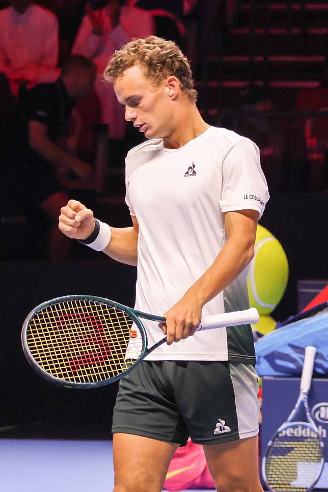 Luca Van Assche of France celebrates during the round robin match against Shang Juncheng of China at the Next Gen ATP Finals tennis tournament in Jeddah, Saudi Arabia, Dec. 18, 2024. (Xinhua/Luo Chen)