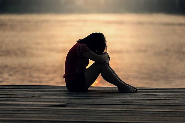 有臨床心理學家建議，家人應盡早帶懷疑患上產後抑鬱的婦女求醫。(Pexels圖片)