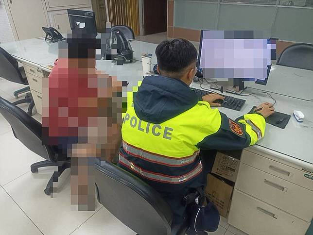彰化縣田中鎮一名婦人日前接獲假銀行客服及假員警 來電，稱有人持其證件想申請理賠金，且要她「不要 麻煩當地派出所」，婦人感到奇怪並報警。警方向其 說明，這是常見詐騙手法之一，詐團利用受害者不清 楚流程、惶恐不安心理，偽裝金融機構與警方進行多 層次話術詐騙。 （警方提供） 中央社記者鄭維真傳真 114年6月9日