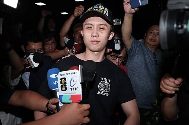 孫安佐羈押42天出來了！狄鶯昔喊「絕對不保他」　曬跳舞片慶祝畢業