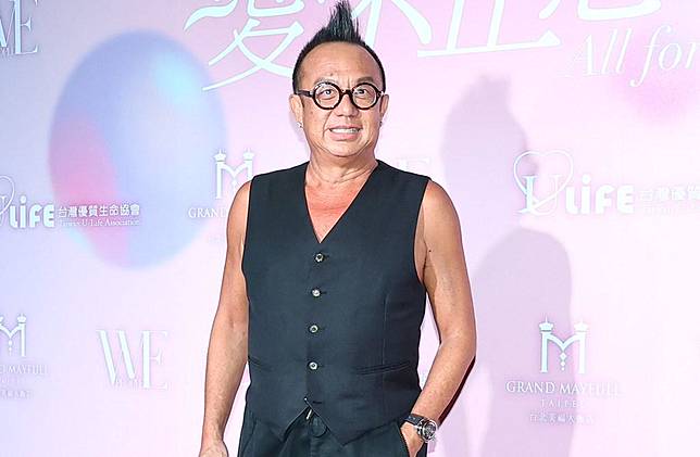 61歲的「搖滾教父」音樂人黃大煒曾唱紅〈你把我灌醉〉、〈讓每個人都心碎〉等經典歌曲，姊姊證實黃大煒已在本月3日於夏威夷離世。（圖／報系資料照）
