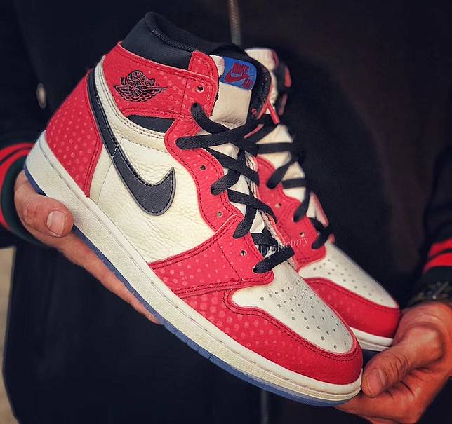 Jordan 1 chicago clear sole store